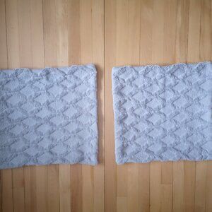 19" x 19" Grey Faux Fur w/ Diamond Pattern Zipper Closure 2 Pillow Covers Only